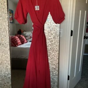 Chic Scarlet Maxi Dress